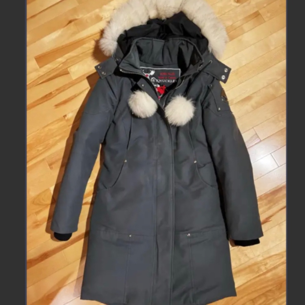 Moose Knuckles xs parka, like new